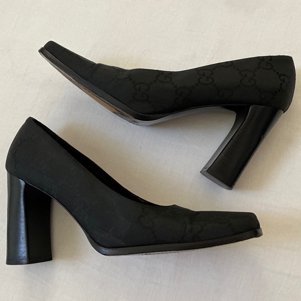 GUCCI Classic Monogram Canvas Pumps Size 9 Black - Picture 3 of 12
